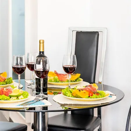 Apartment Panoramic 2 Bed Penthouse Los Cristianos (Tenerife)