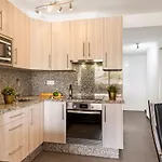 Panoramic 2 Bed Penthouse *